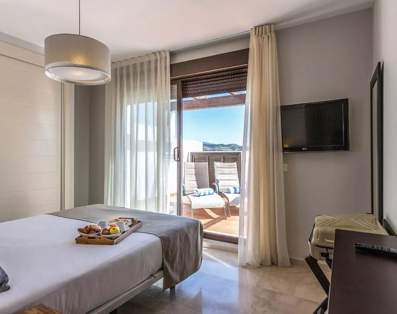 ONA Valle Romano Estepona — apartment living room